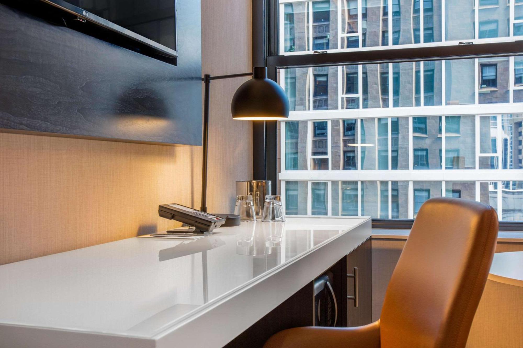 Cambria Hotel Chicago Loop - Theatre District Экстерьер фото